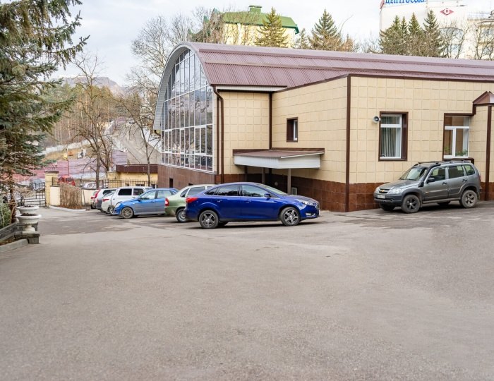 Парковка - Санаторий «им. Горького» Кисловодск